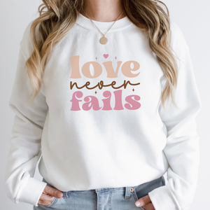 Retro Love Never Fails Women's Sweatshirt